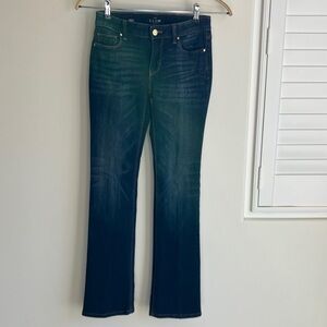 White House Black Market The Slim Mid-Rise Boot Cut Dark Denim Jeans Size 00S